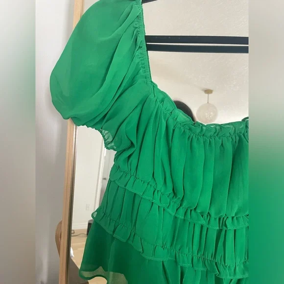 Astr Emerald Ruffled Blouse - Picture 2 of 3